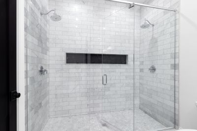 Elegant Walk-In Showers